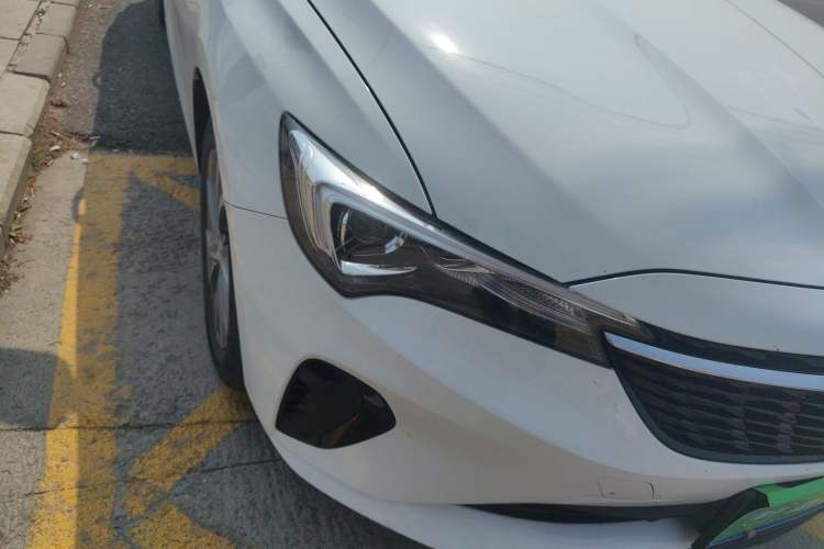 Used Buick Verano 2023 Pro Enjoyment Edition Right Front Headlight