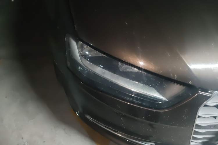 Used Audi A4L 2015 30 TFSI Automatic Comfort Model Right Front Headlight