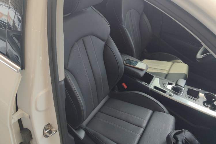 Used Audi A4L 2020 40 TFSI Fashion Dynamic Model
