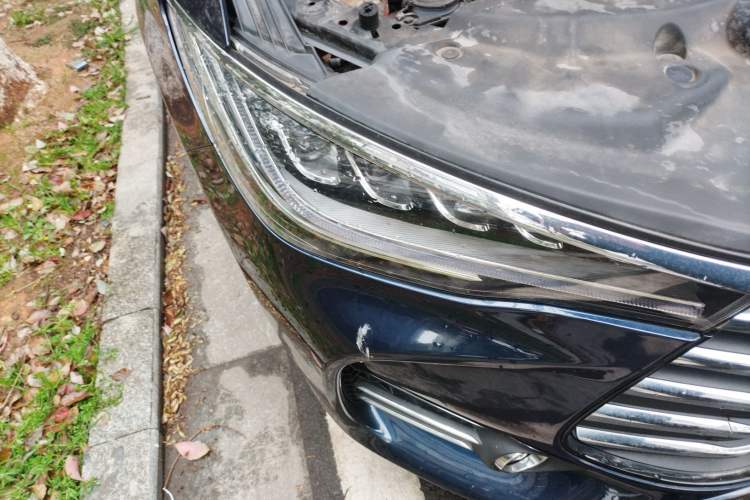 Used BYD Song MAX 2017 1.5T Manual Smart Connect Luxury 7-Seater
