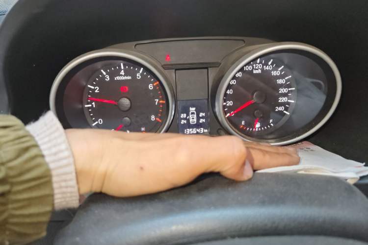 Used Haval H6 2011 2.0L Manual Two-Wheel Drive Elite Version Instrument Cluster