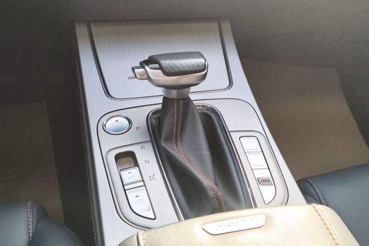 Used Oshan X7 2020 1.5T Automatic Luxury Model
