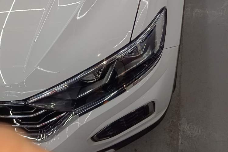 Used Volkswagen T-ROC 2018 230TSI DSG Two-Wheel Drive Advanced Version China V Standard