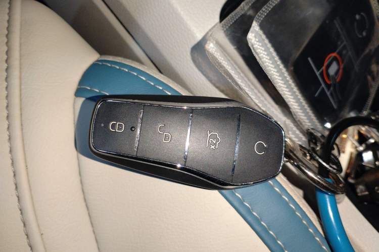 Used BYD Yuan Pro 2023 320KM Luxury Version