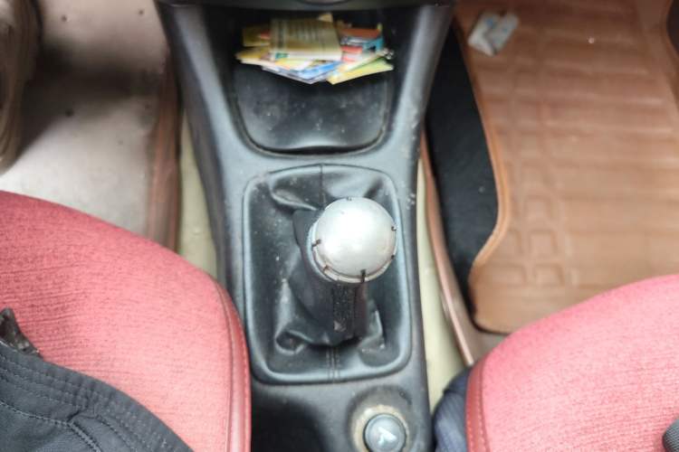 Used Peugeot 207 2011 Sedan 1.4L Manual Yule Edition