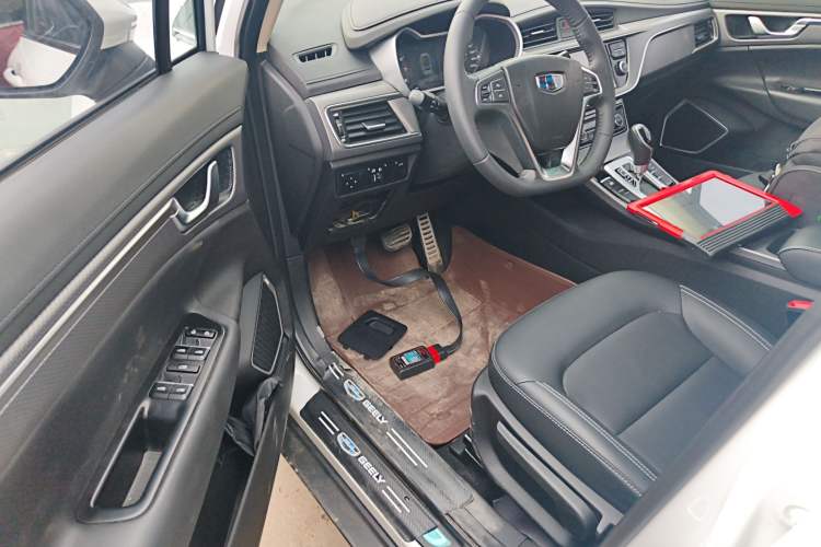 Used Geely Auto Emgrand GS 2016 Sport Edition 1.8L Automatic LingShang Model Driver Seat