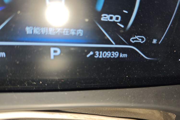 Used Dongfeng Aeolus E70 2021 Revised Version 2 500 Ultra-Comfort Edition Odometer Close Up