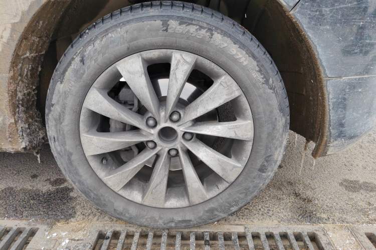 Used FORTHING CM7 2014 2.4L Manual Executive Model
