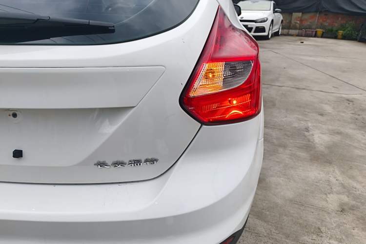 Used Ford Focus 2012 Hatchback 1.6L Automatic Comfort Model
