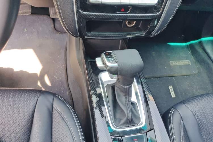 Used Luxgen U6 SUV 2017 Revised Version 1.6T Fashion Edition