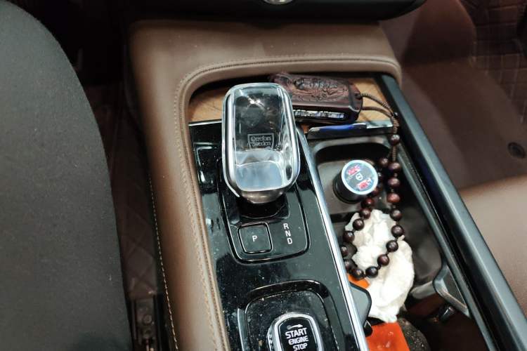 Used Volvo S90 2023 B5 Zhiyi Luxury Edition Gear Lever