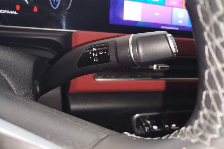 Used ORA Good Cat GT 2023 Mulan Edition 401km Luxury Version Gear Lever