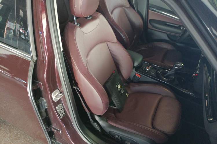 Used MINI Clubman 2016 Revised Version 1.5T COOPER Connoisseur Edition
