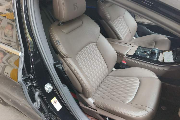 Used BYD Han 2023 EV Champion Edition 605KM Front-Drive Premium Model
