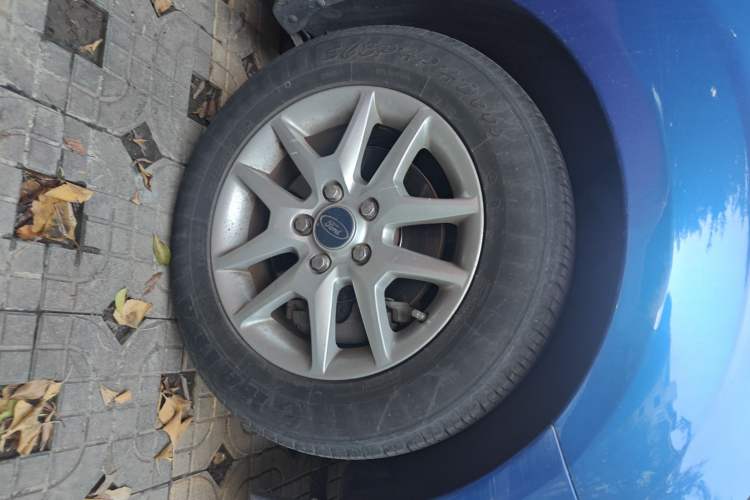 Used Ford Focus 2011 Hatchback 1.8L Manual Classic Model
