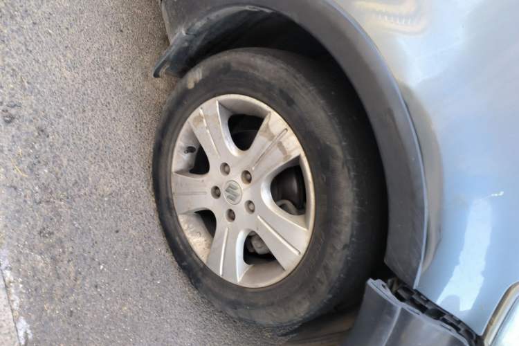 Used Suzuki SX4 2012 Ruiqi 1.8L Automatic Sport Model
