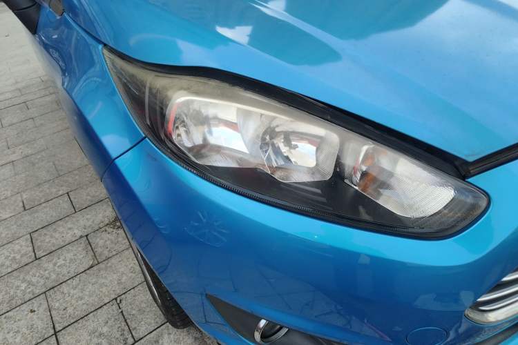 Used Ford Fiesta 2013 Hatchback 1.5L Automatic Fashion Edition
