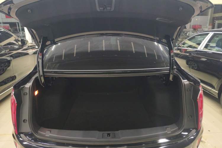 Used Hongqi E-QM5 2023 Revised Version Basic Travel Edition