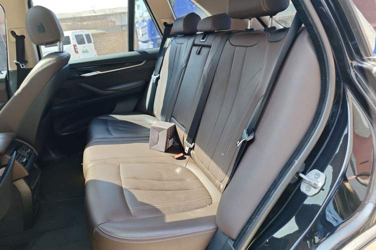 Used BMW X5 2017 xDrive28i Left Rear Seat