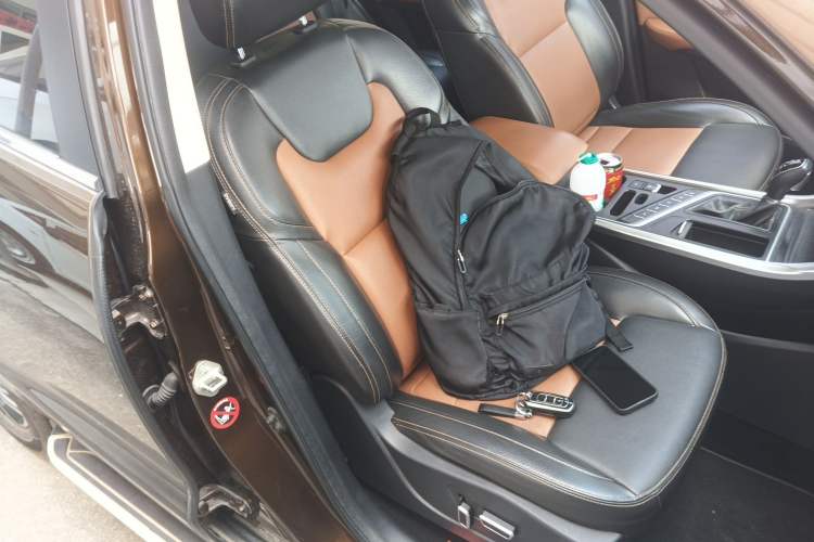 Used Geely Auto Vision X6 2018 1.4T CVT 4G Connected Flagship Edition
