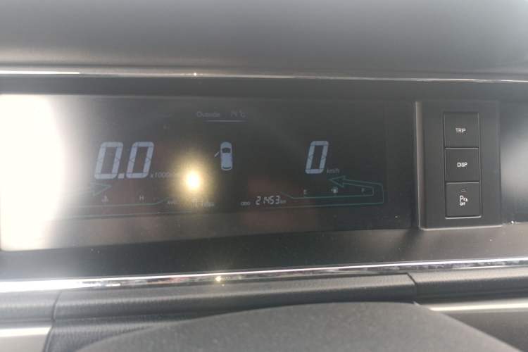 Used CHANGAN KAICHENG Oushang A600 2016 1.5L Manual Luxury 7-Seater Instrument Cluster