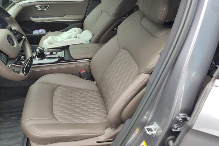 Used BYD Han 2025 EV 605KM Prestige Model
