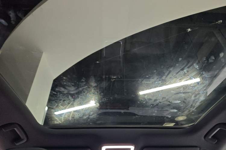 Used Zeekr 7X 2025 100 kWh Long-Range Rear-Wheel Drive with Intelligent Driving Features
