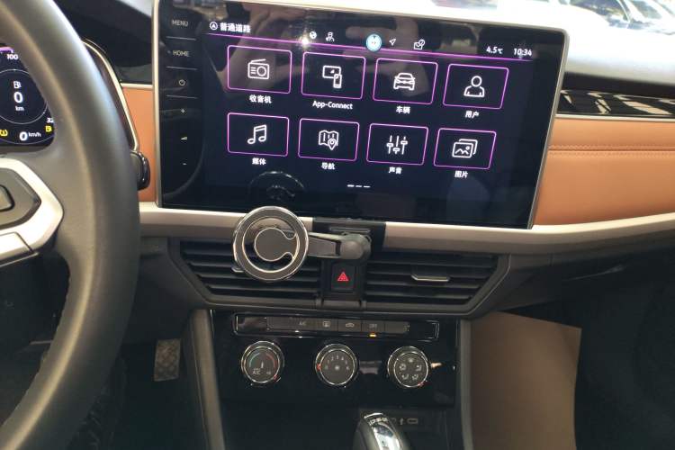 Used Volkswagen Bora 2023 200TSI DSG YueXing PRO Edition
