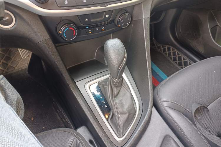 Used Buick GT 2021 Revised Version Flagship 1.5L Automatic Elite Edition Gear Lever