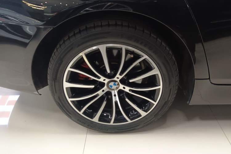 Used BMW 5 Series 2014 525Li Luxury Design Package
