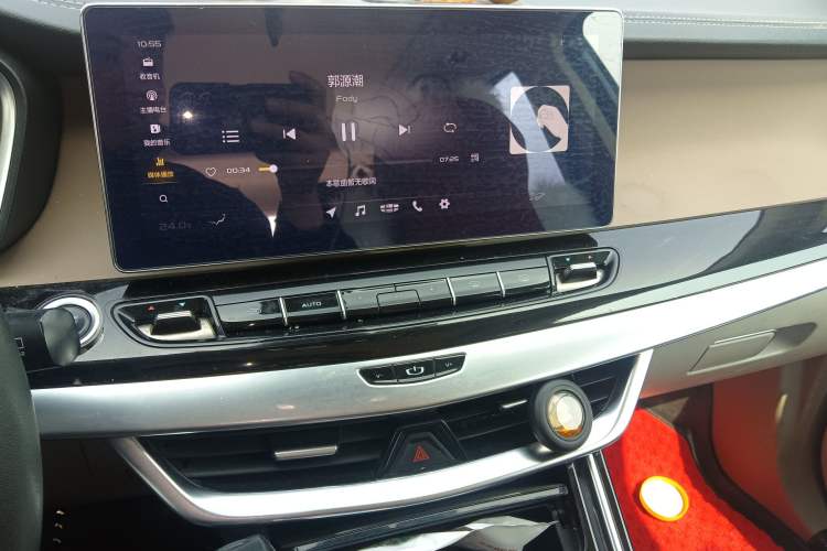 Used Geely Auto Jiajie 2019 1.5TD MHEV DCT Luxury Edition Audio And AC Panel