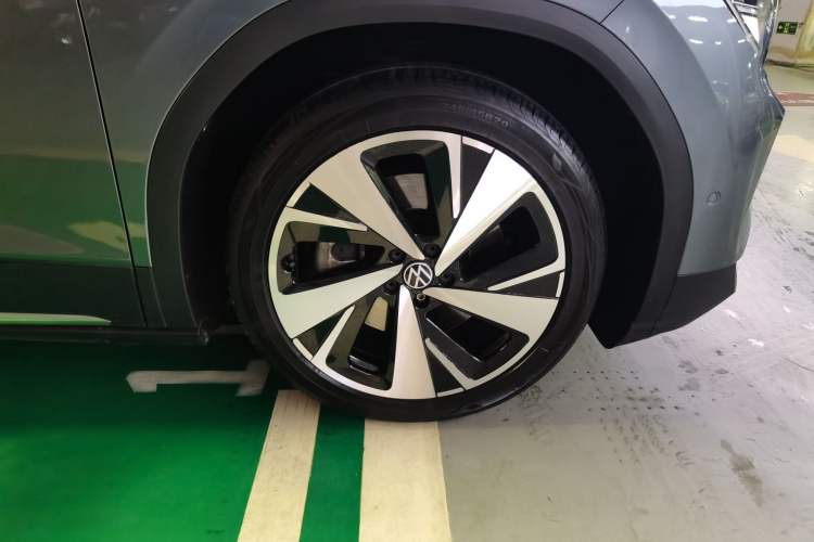 Used Volkswagen ID.6 X 2022 Smart Enjoyment Long-Range Edition Right Rear Wheel Hub