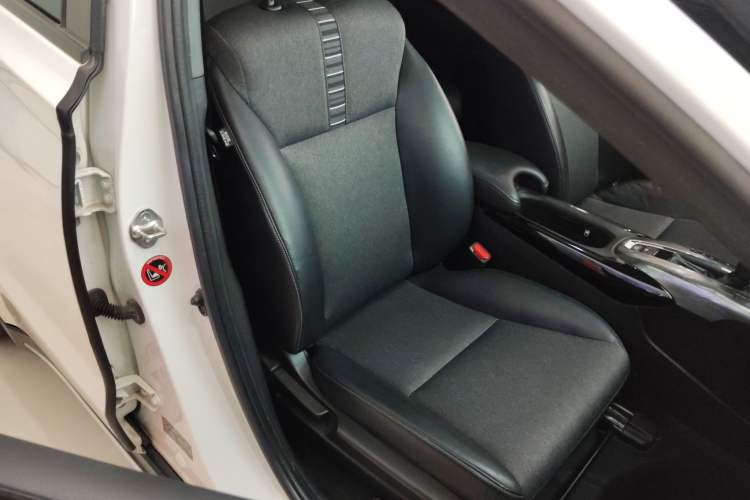 Used Honda XR-V 2020 220TURBO CVT Luxury Edition Right Front Seat