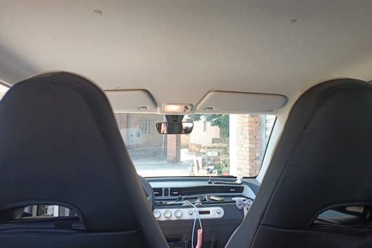 Used Wuling Hongguang MINIEV 2022 Macaron Premium Model – Lithium Iron Phosphate