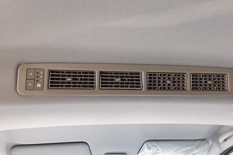 Used Wuling Hongguang New Energy 2024 All-Electric Model 300KM Standard Version