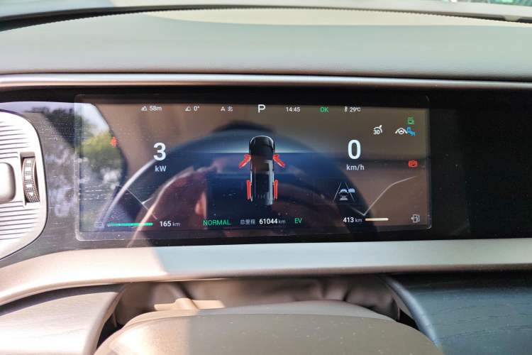 Used Denza D9 2022 DM-i 970 Four-Wheel Drive Flagship Model
