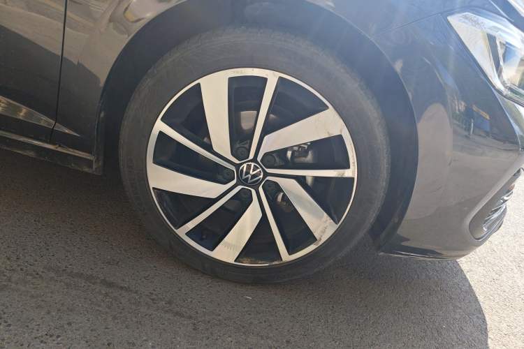 Used Volkswagen Sagitar 2023 300TSI DSG Excellence Edition
