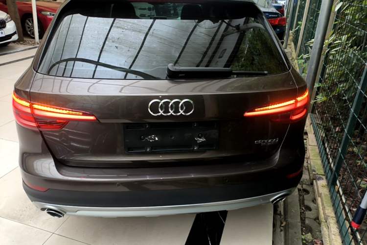 Used Audi A4 2017 45 TFSI allroad quattro Fashion Edition
