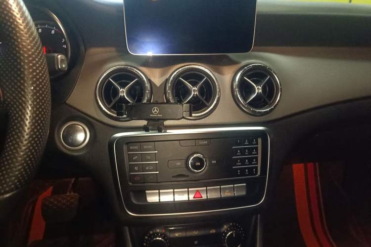 Used Mercedes-Benz CLA 2019 CLA 200 Sport Edition Audio And AC Panel