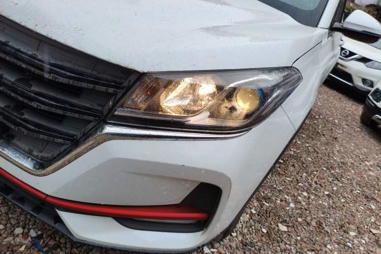 Used Dongfeng Fengon 500 2021 1.5L Manual Enjoyment Model
