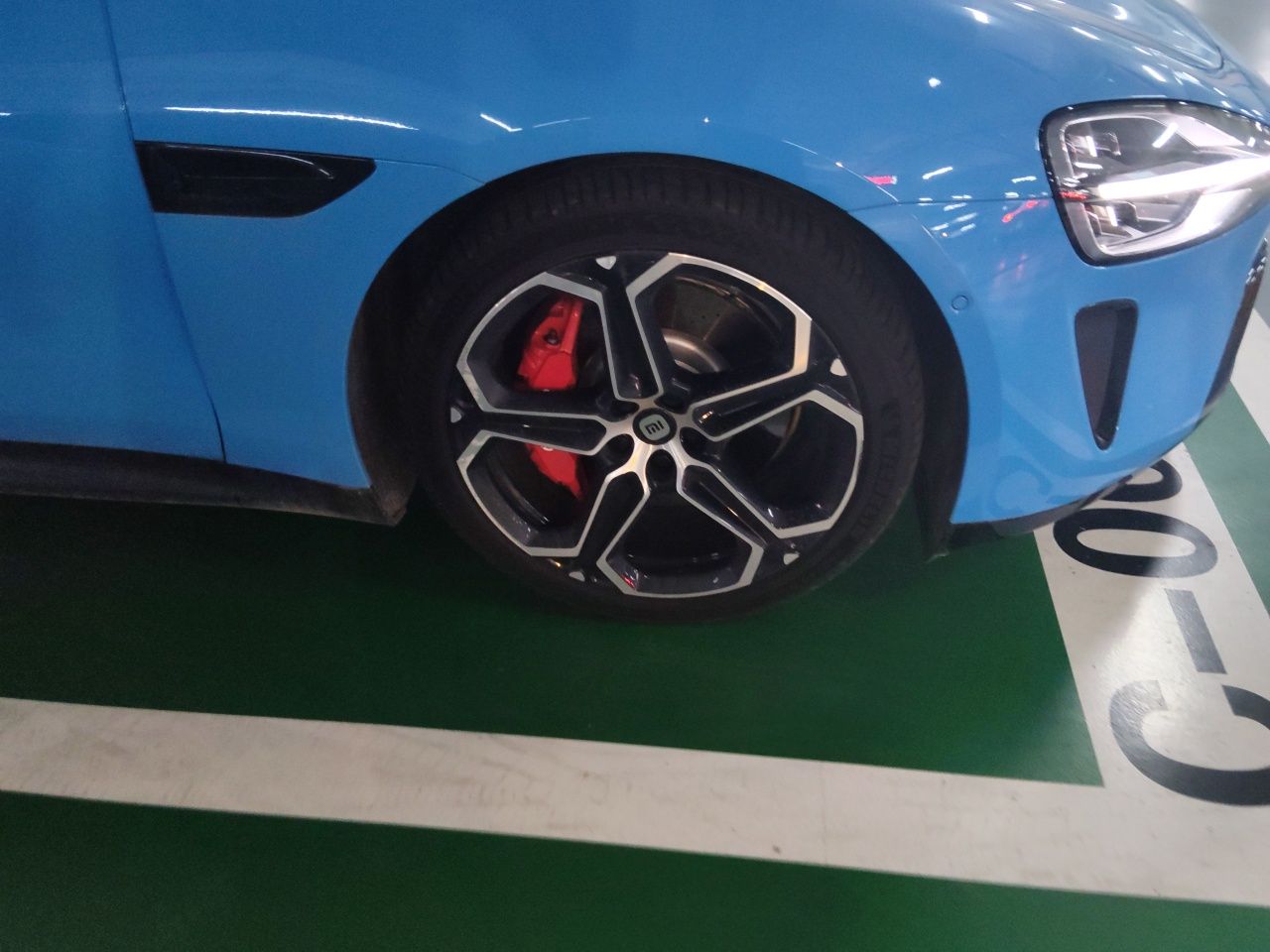Xiaomi Auto SU7 2026 Model Max — снимка 8