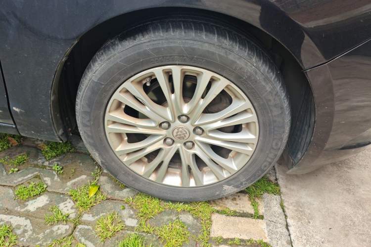 Used Buick GT 2016 15N Automatic Luxury Edition
