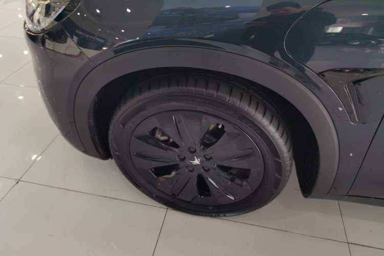 Used ARCFOX Alpha S 2023 525 Forest Edition 175kW
