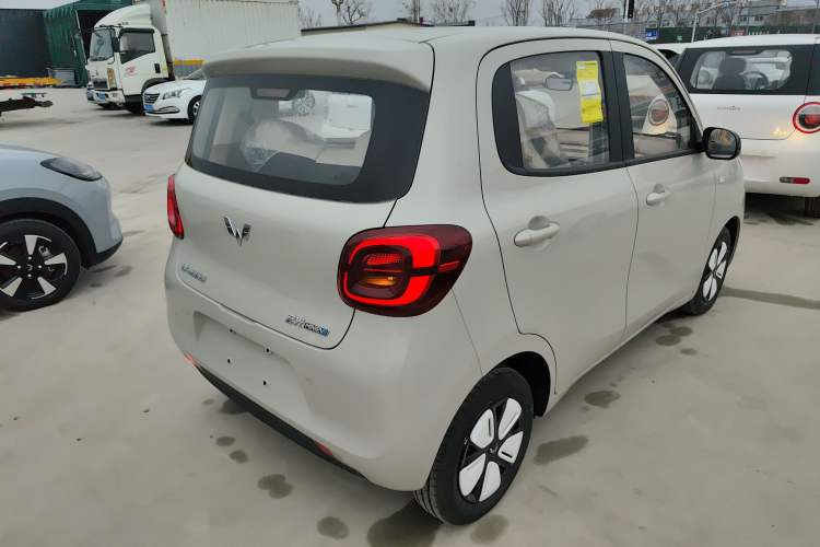 Used Wuling Hongguang MINIEV 2025 Four-Door Version Advanced Edition
