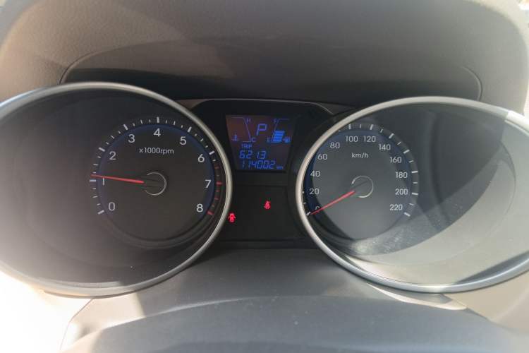 Used Hyundai ix35 2013 2.0L Automatic Two-Wheel Drive Smart GLS China IV Standard