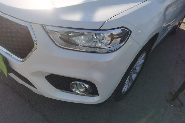 Used Haval H2 2017 Blue Label 1.5T Manual Two-Wheel Drive Luxury Model