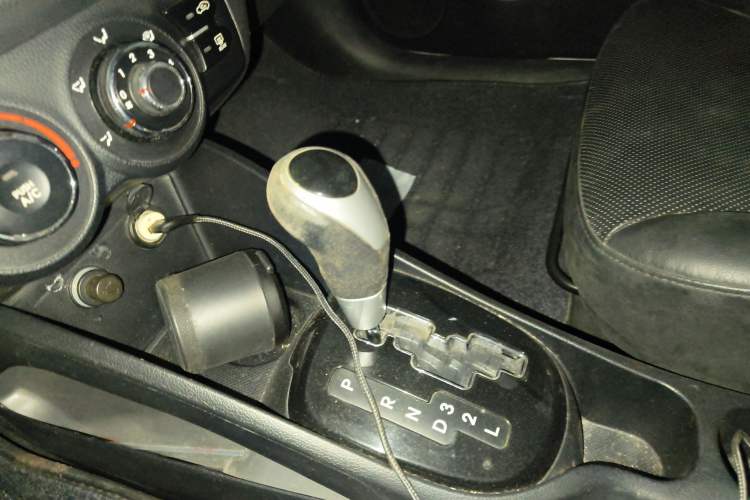 Used Kia K2 2012 Sedan 1.6L Automatic Transmission Premium Commemorative Edition
