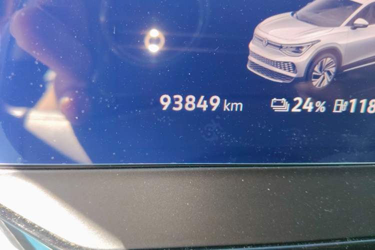 Used Volkswagen ID.6 X 2021 1st Edition ID. First Impression Edition Odometer Close Up