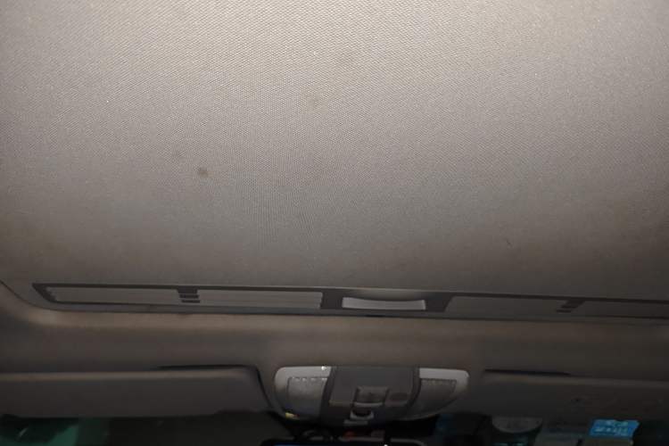 Used Mercedes-Benz C-Class 2010 C 180K Classic model Headliner