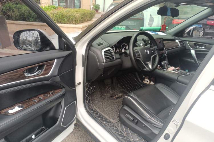 Used Honda UR-V 2017 240TURBO Two-Wheel Drive Classic Edition China V